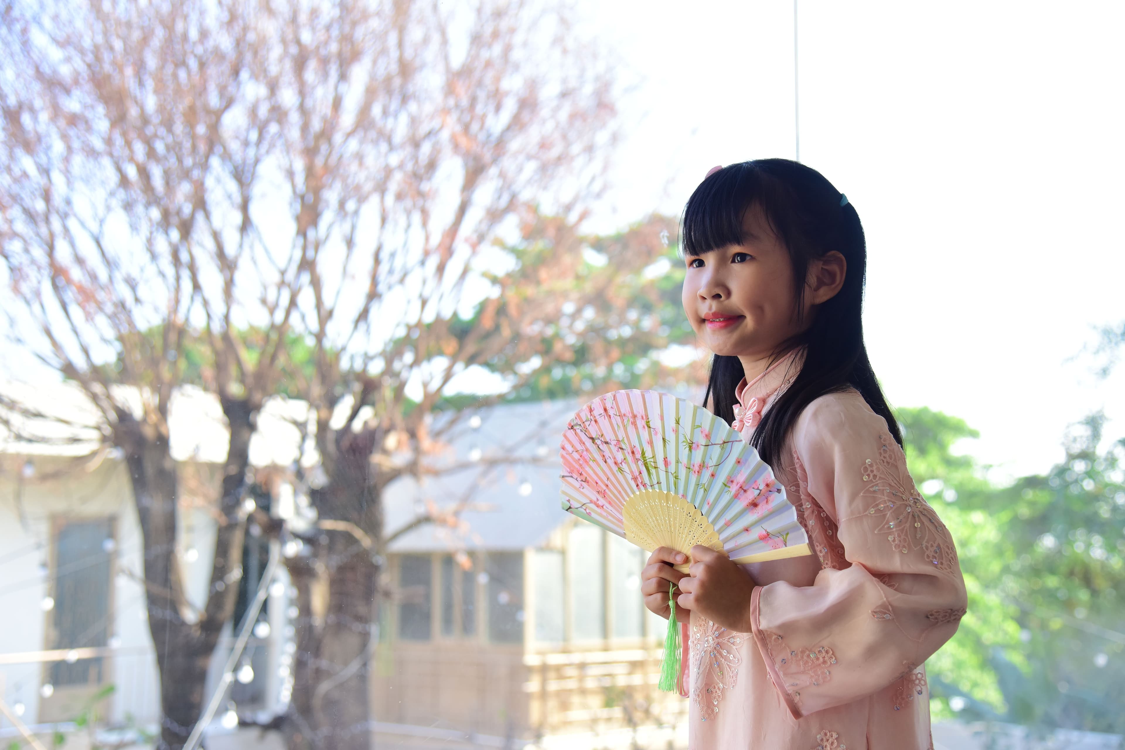 Can I strengthen Vietnamese after English becomes dominant?