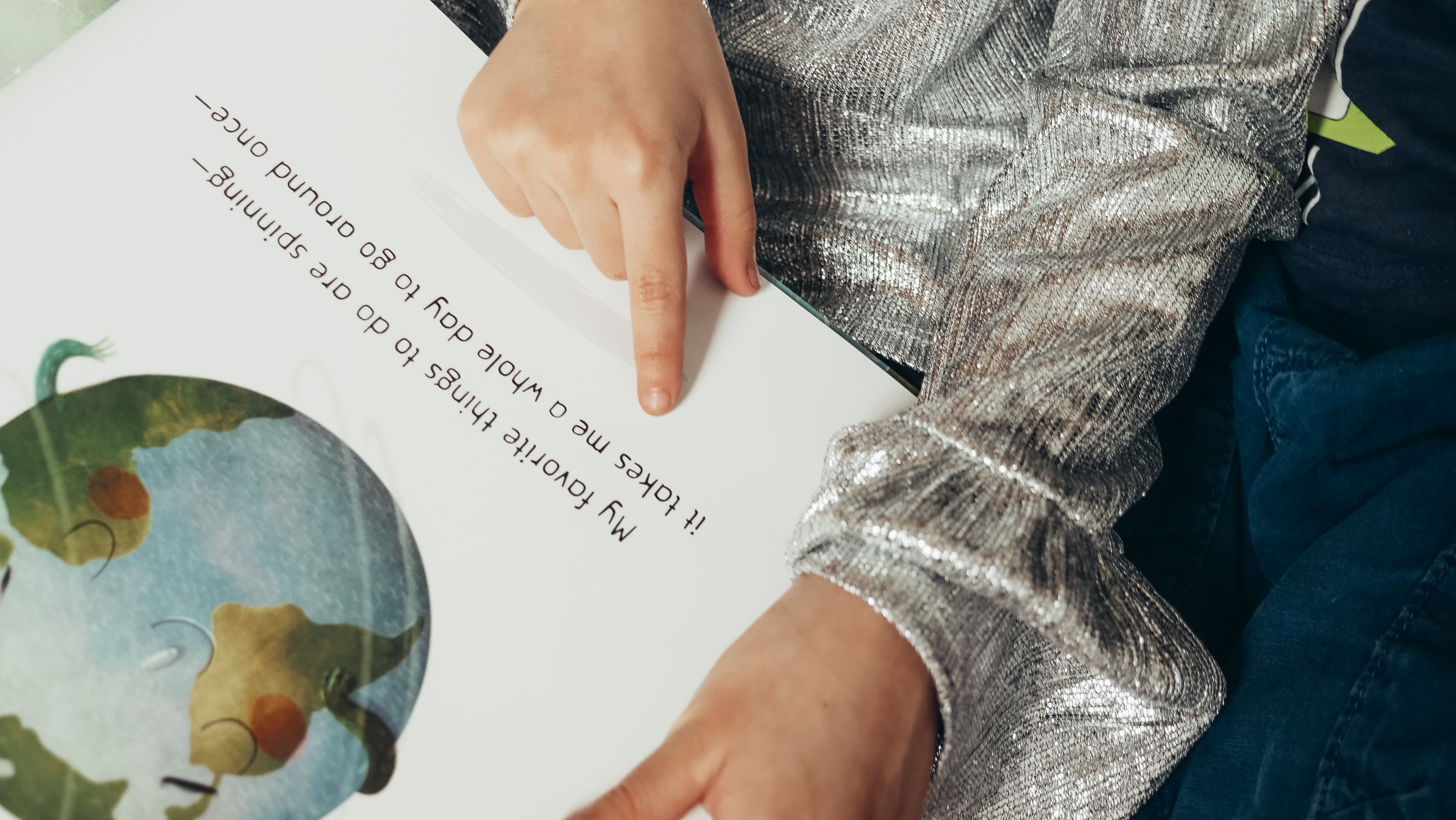 Why Word Highlighting Works: The Science of Following Along